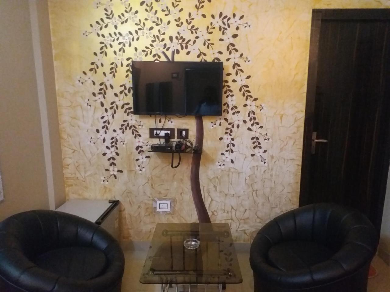 Recline Hotel And Restaurant Gauripur Luaran gambar