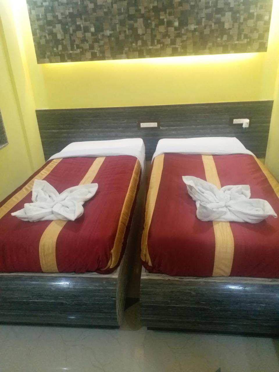 Recline Hotel And Restaurant Gauripur Luaran gambar
