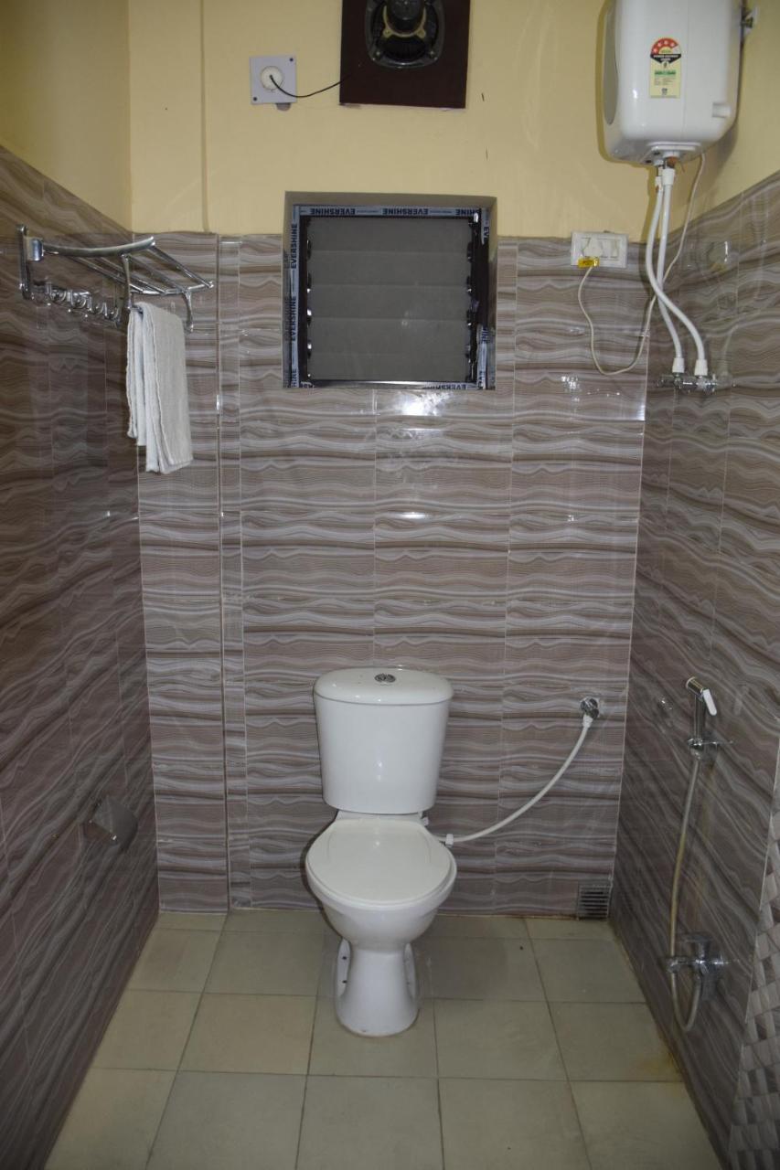 Recline Hotel And Restaurant Gauripur Luaran gambar