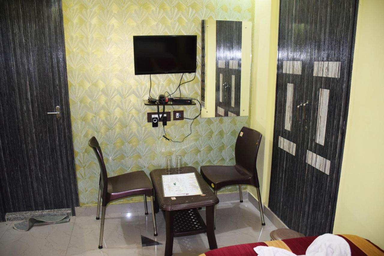 Recline Hotel And Restaurant Gauripur Luaran gambar